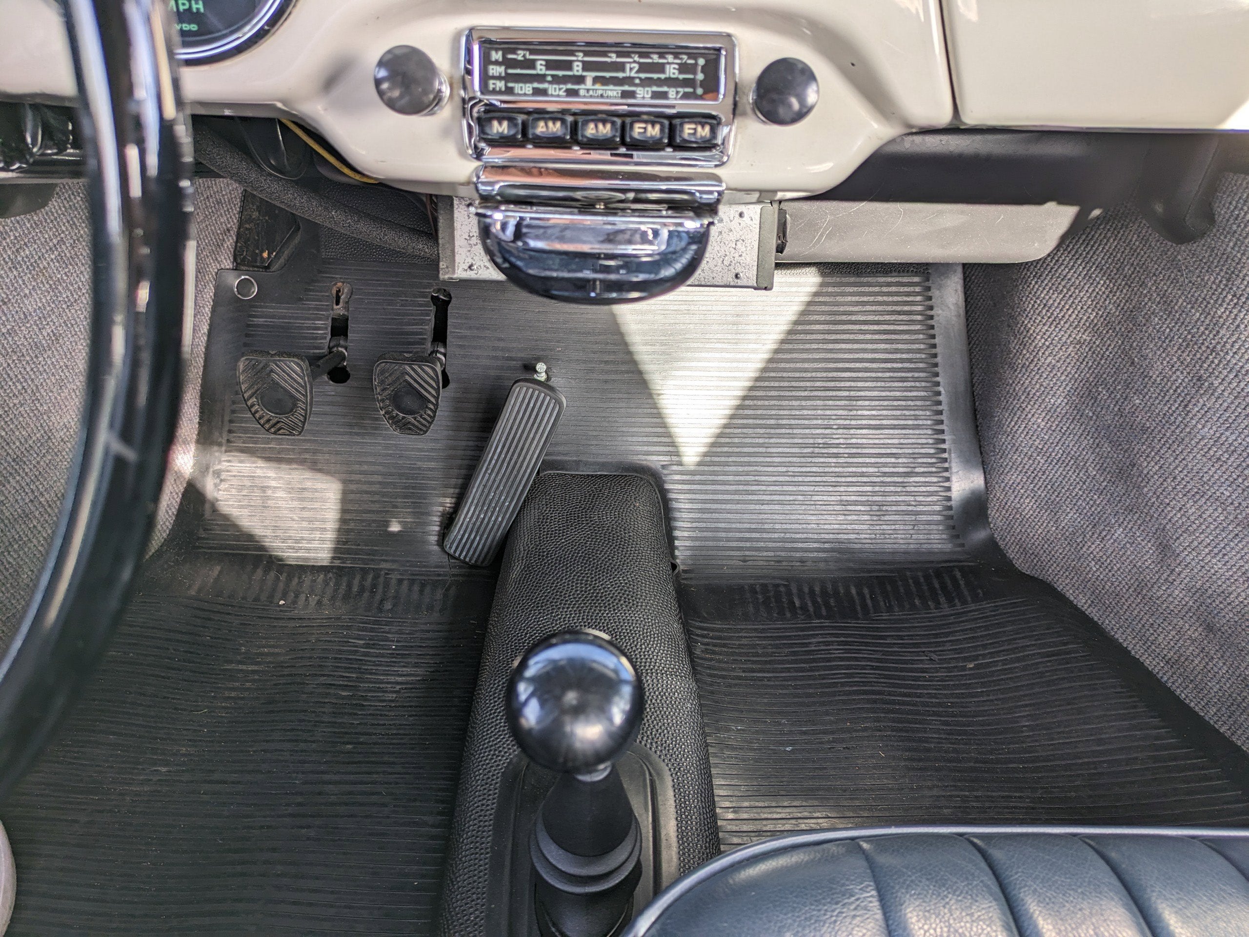 1963 Porsche 356 conv.