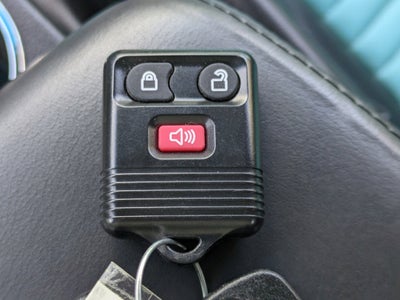 2002 Ford Thunderbird w/Hardtop Deluxe