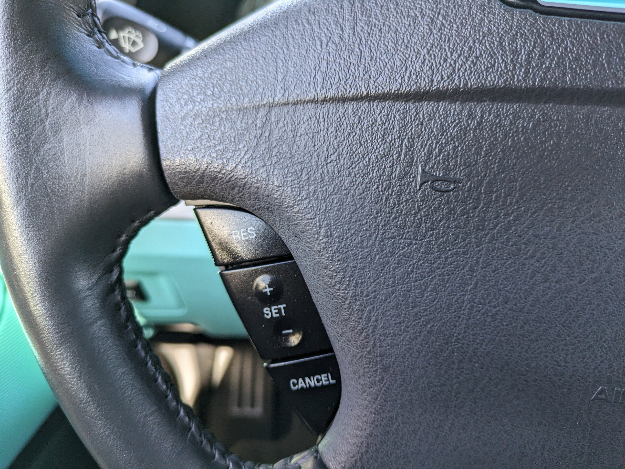 2002 Ford Thunderbird w/Hardtop Deluxe