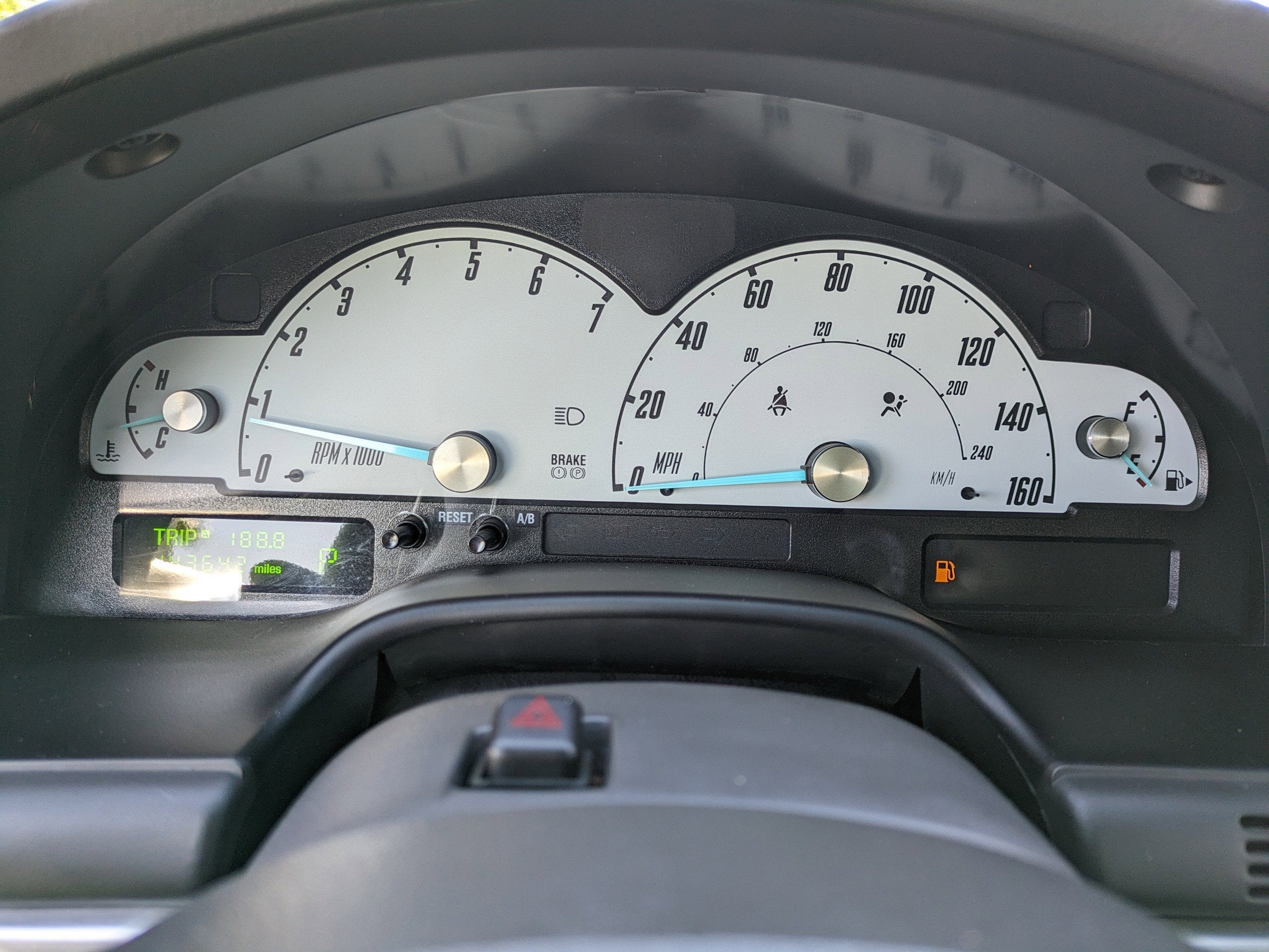 2002 Ford Thunderbird w/Hardtop Deluxe