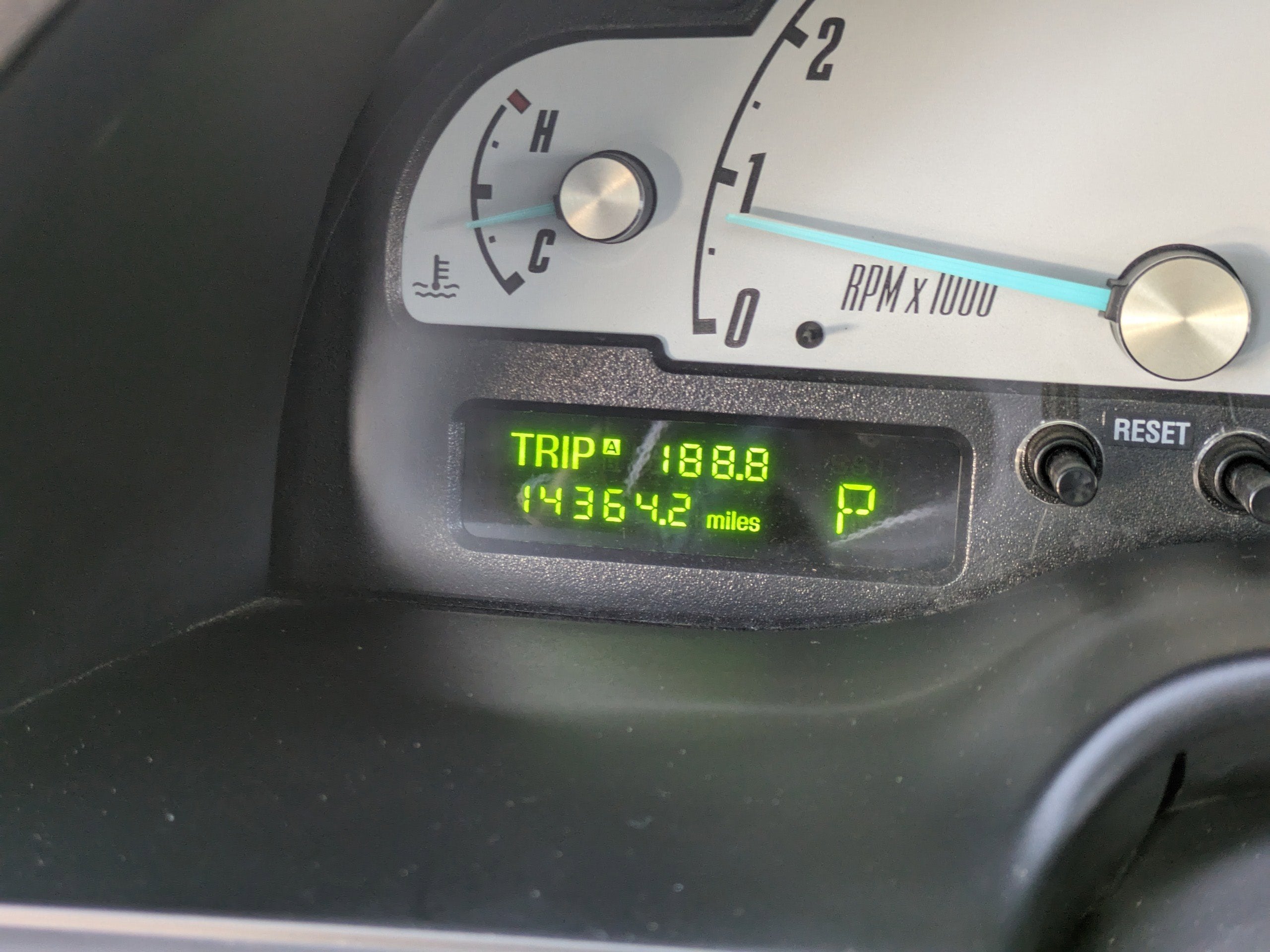 2002 Ford Thunderbird w/Hardtop Deluxe