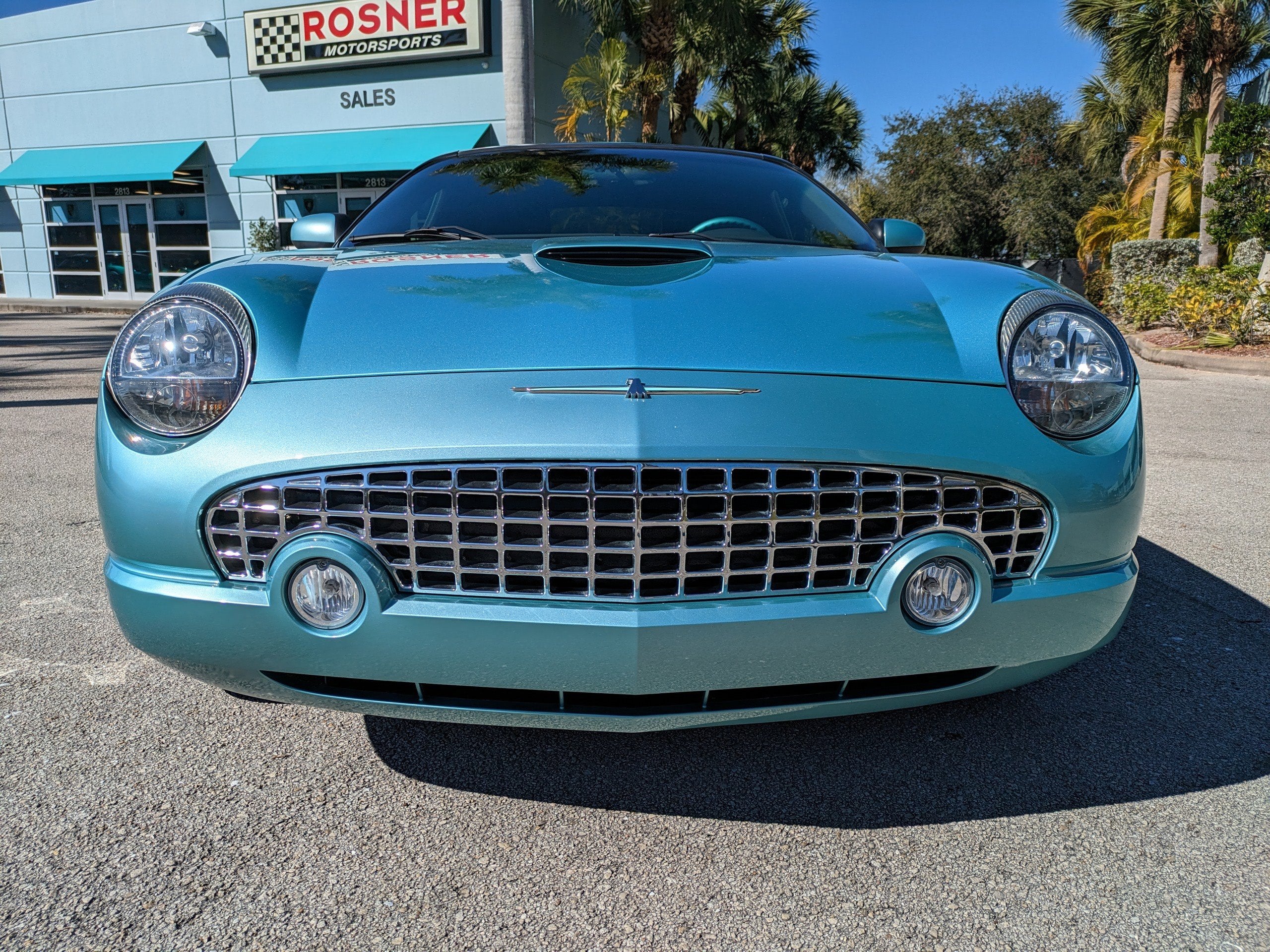 2002 Ford Thunderbird w/Hardtop Deluxe