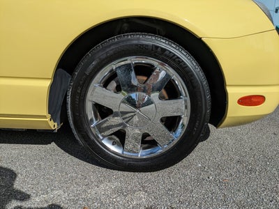 2002 Ford Thunderbird Base