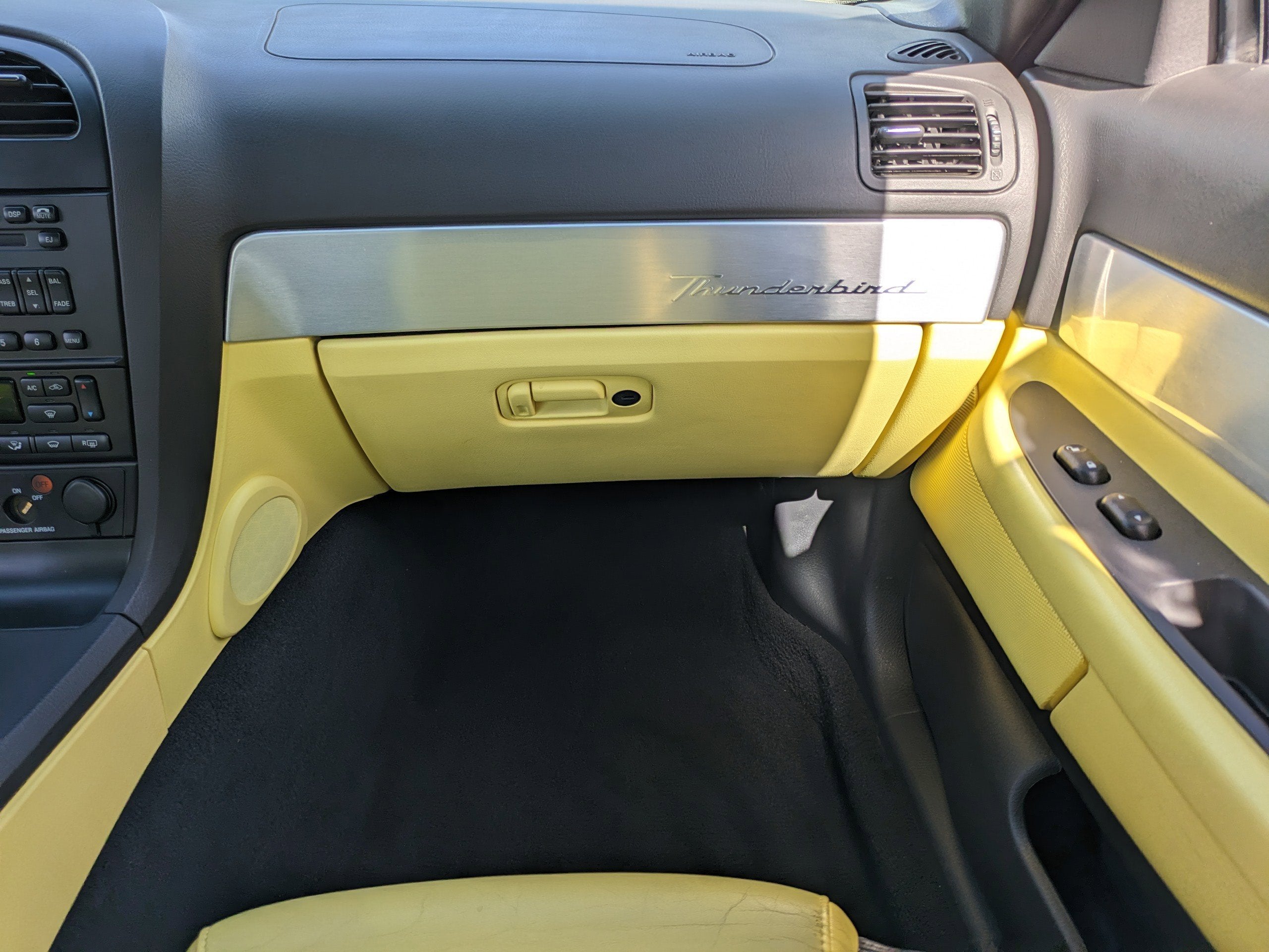 2002 Ford Thunderbird Base