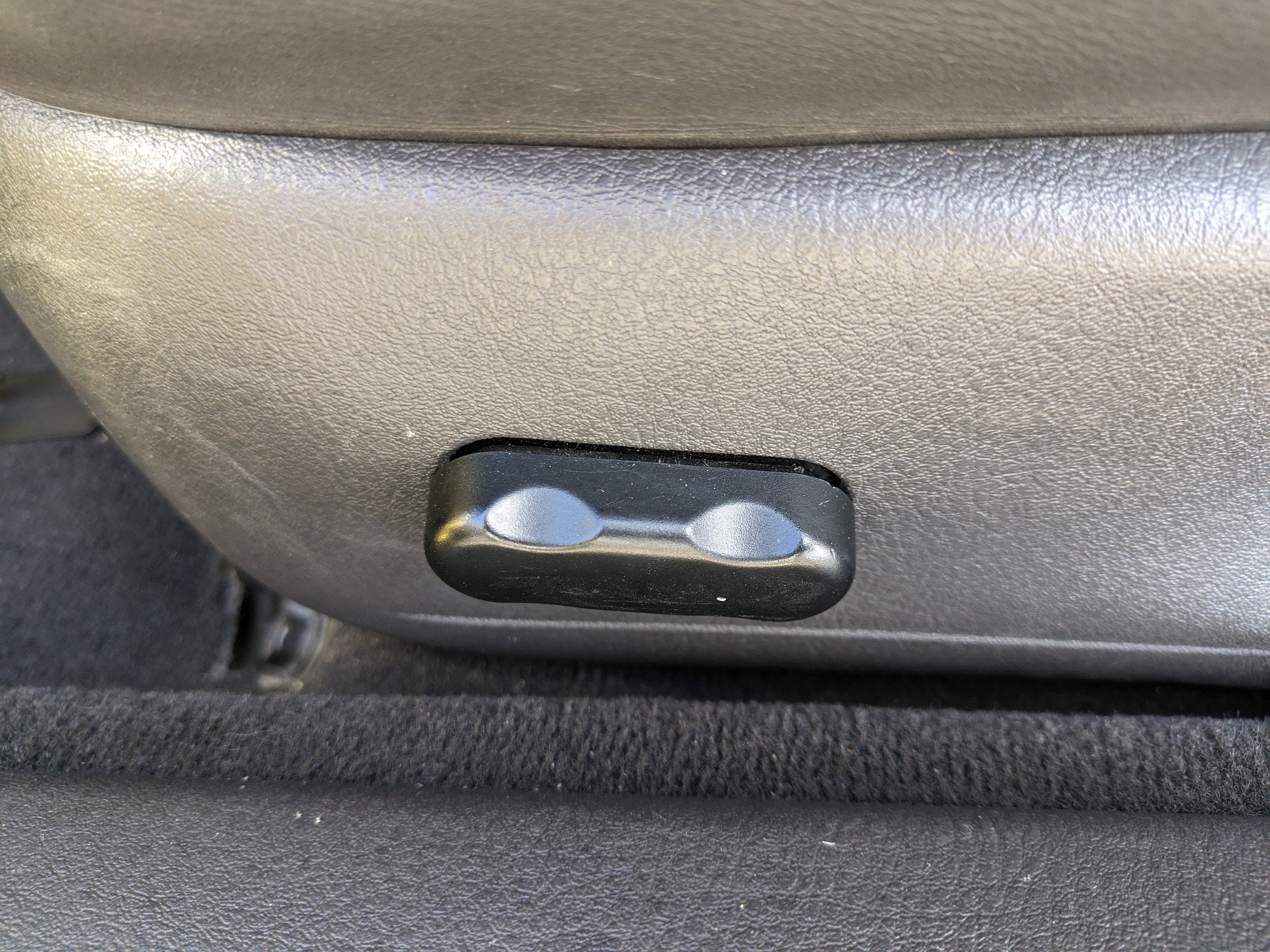 2002 Ford Thunderbird Base