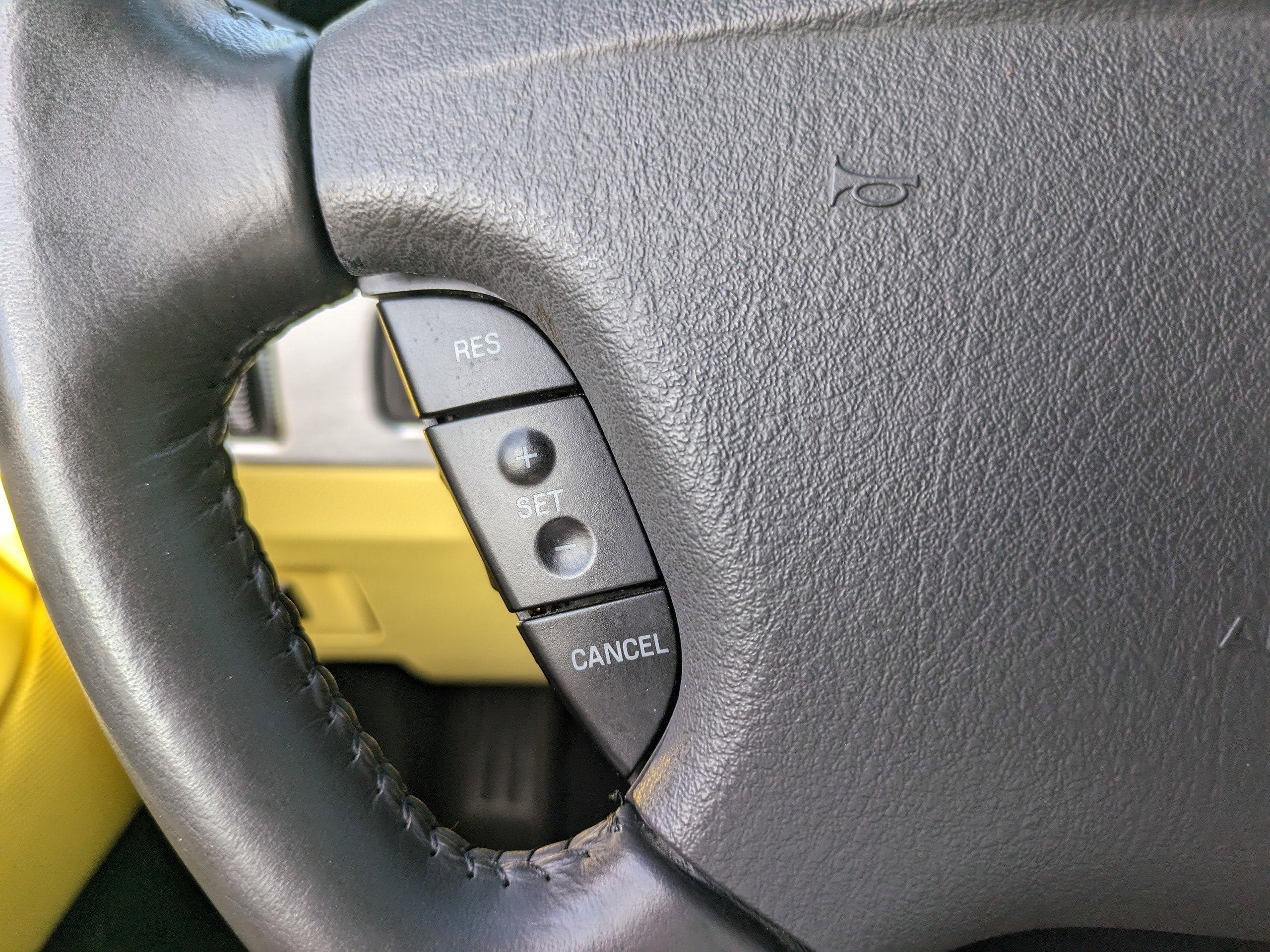 2002 Ford Thunderbird Base