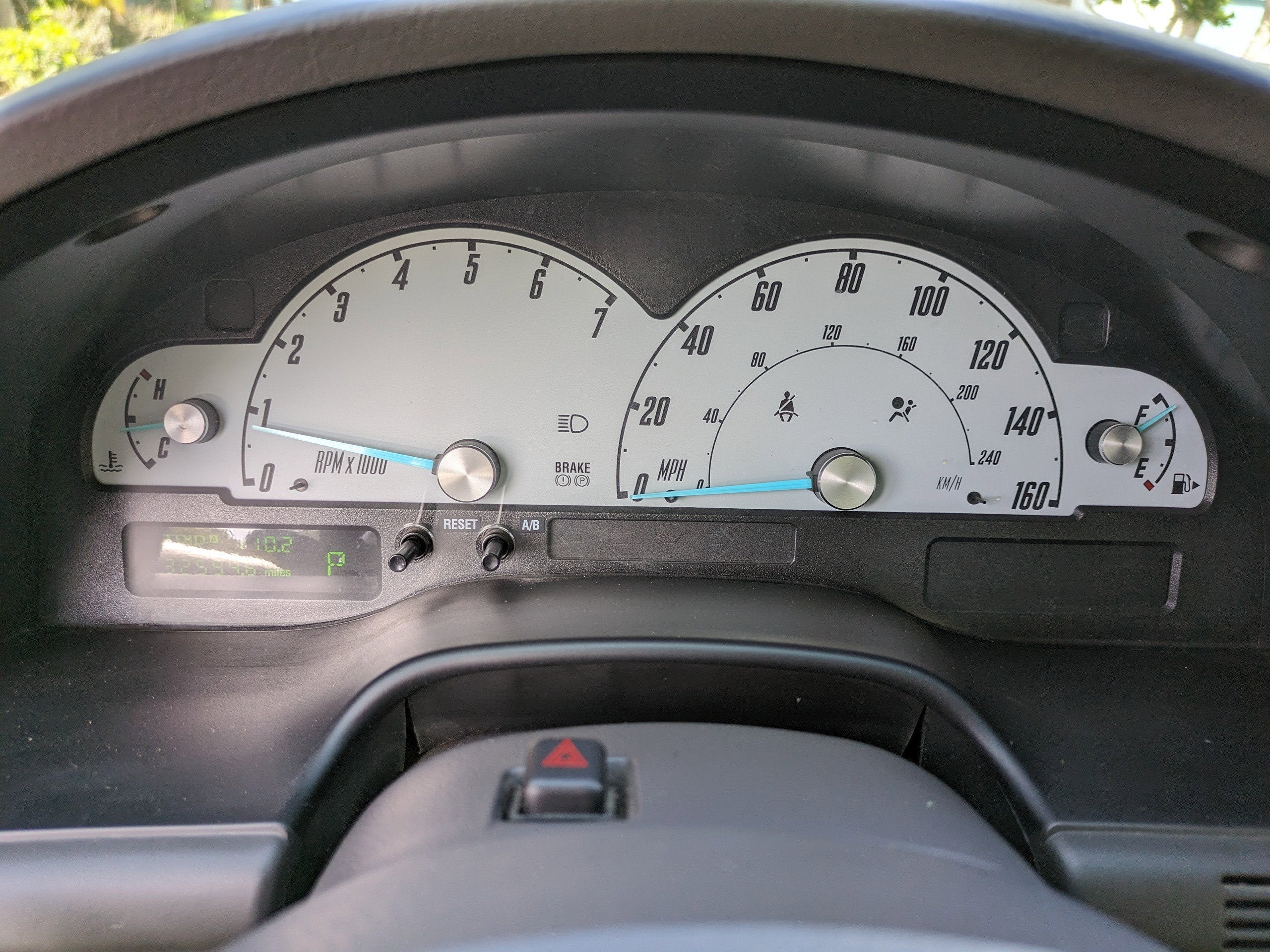 2002 Ford Thunderbird Base