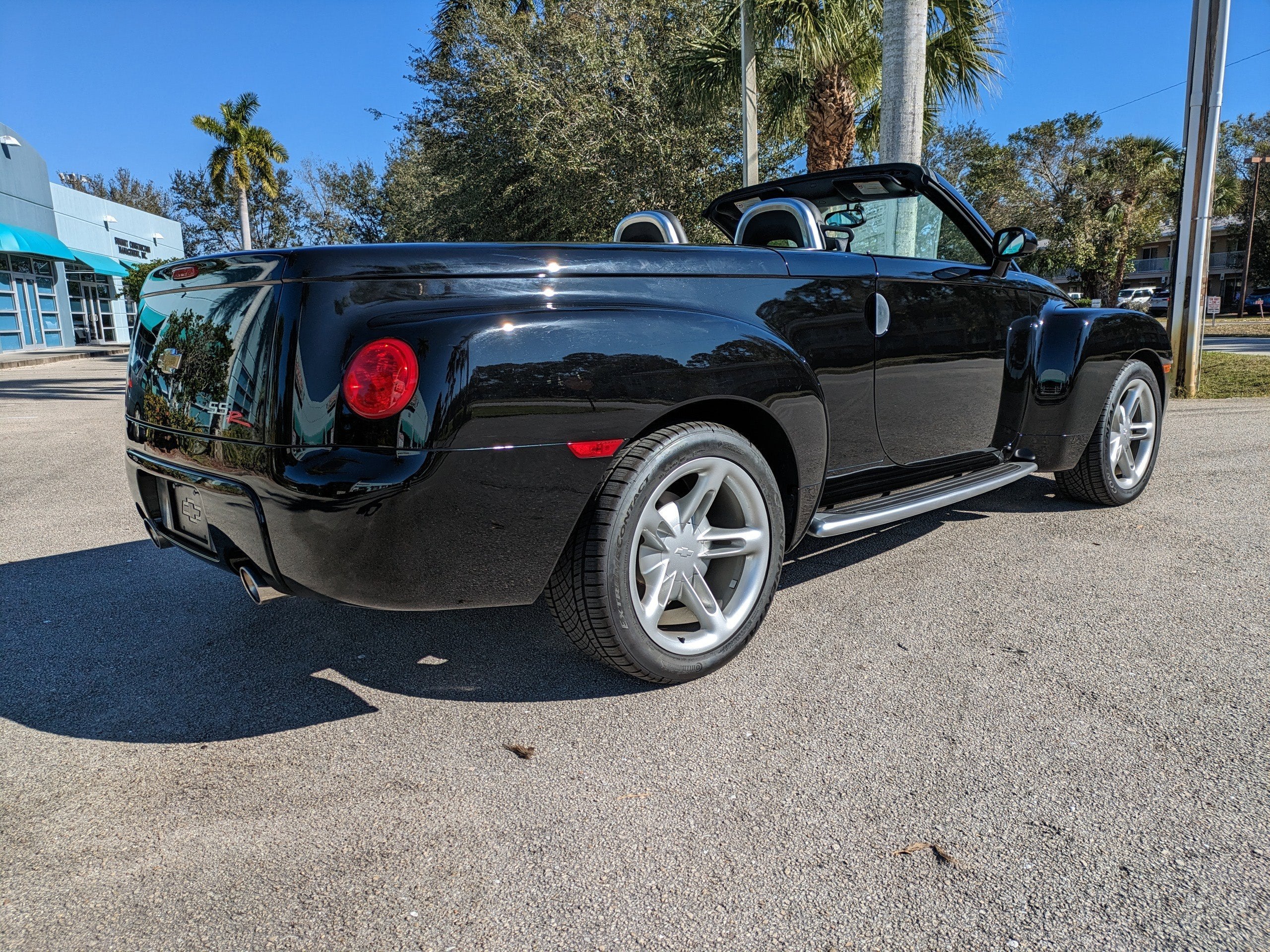2005 Chevrolet SSR LS