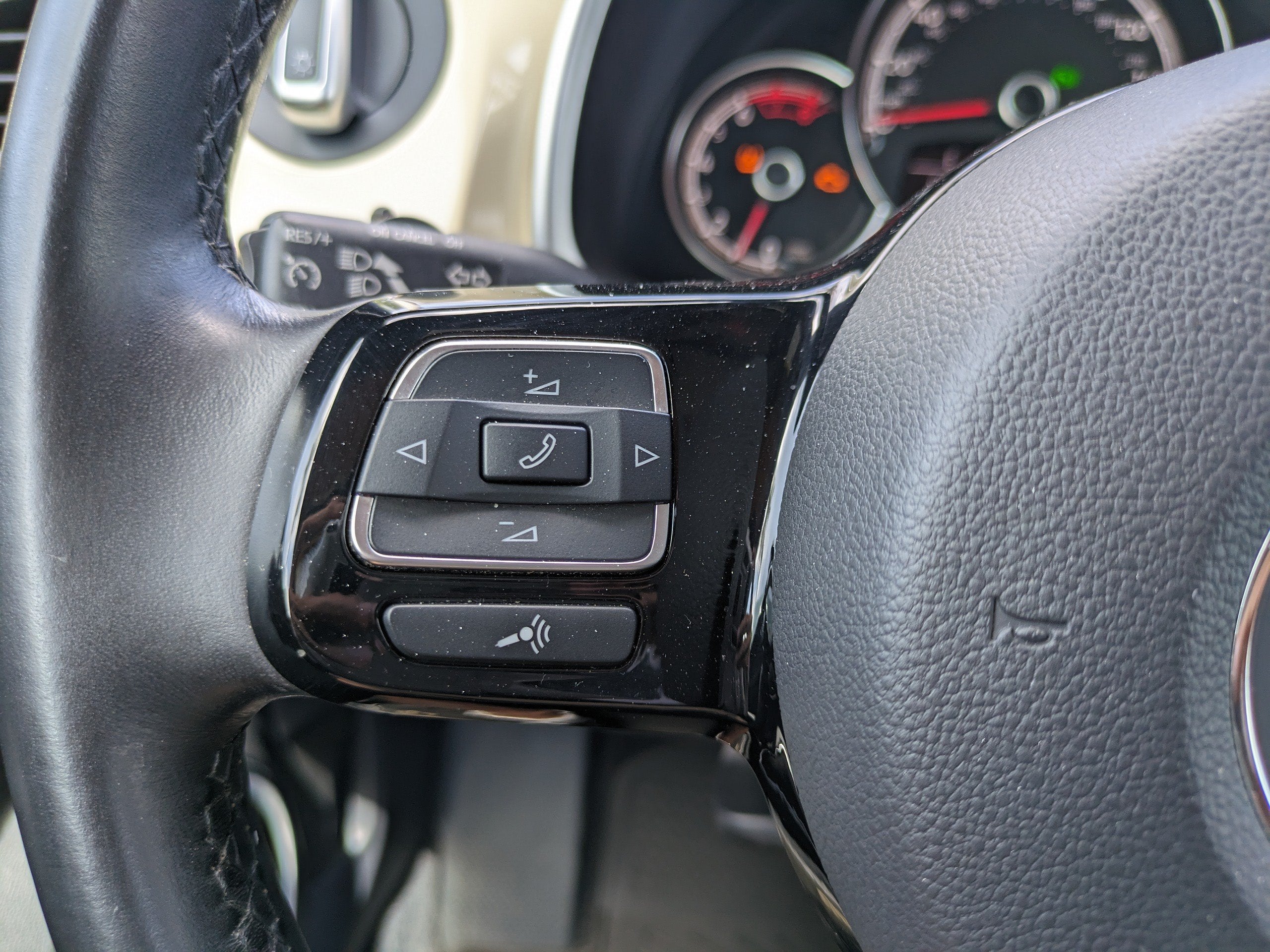 2019 Volkswagen Beetle Convertible S
