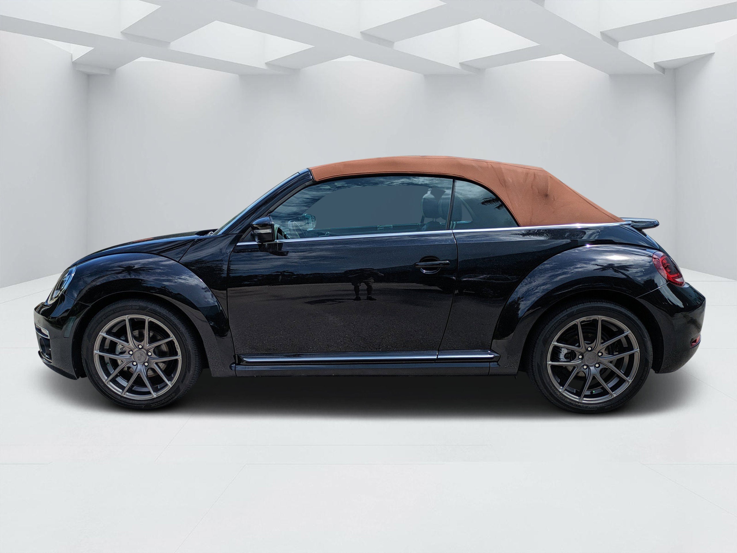 2019 Volkswagen Beetle Convertible S