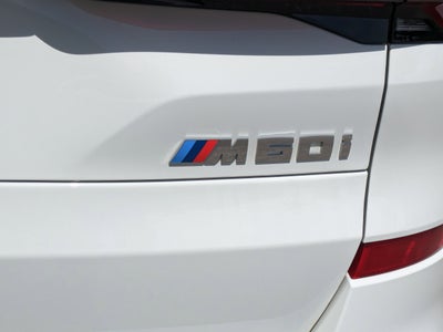 2025 BMW X5 M60i