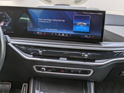 2025 BMW X5 M60i
