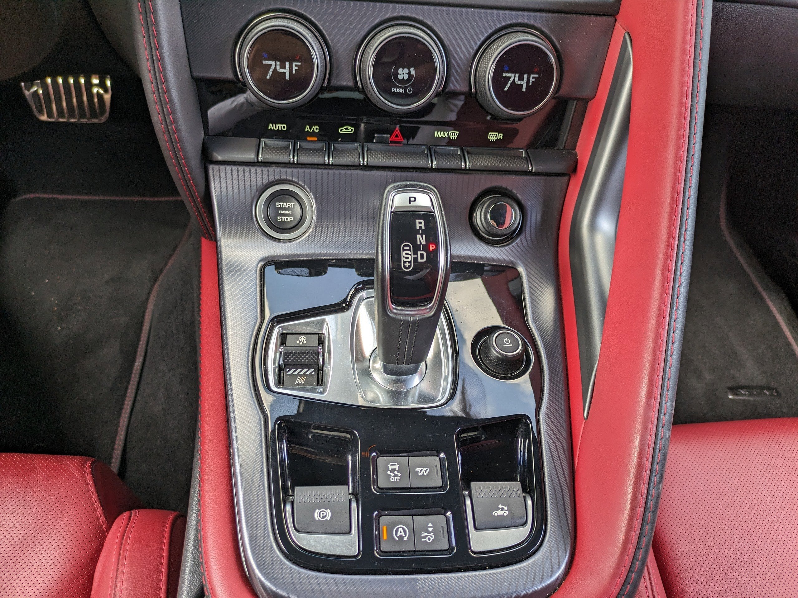 2022 Jaguar F-TYPE P450 R-Dynamic