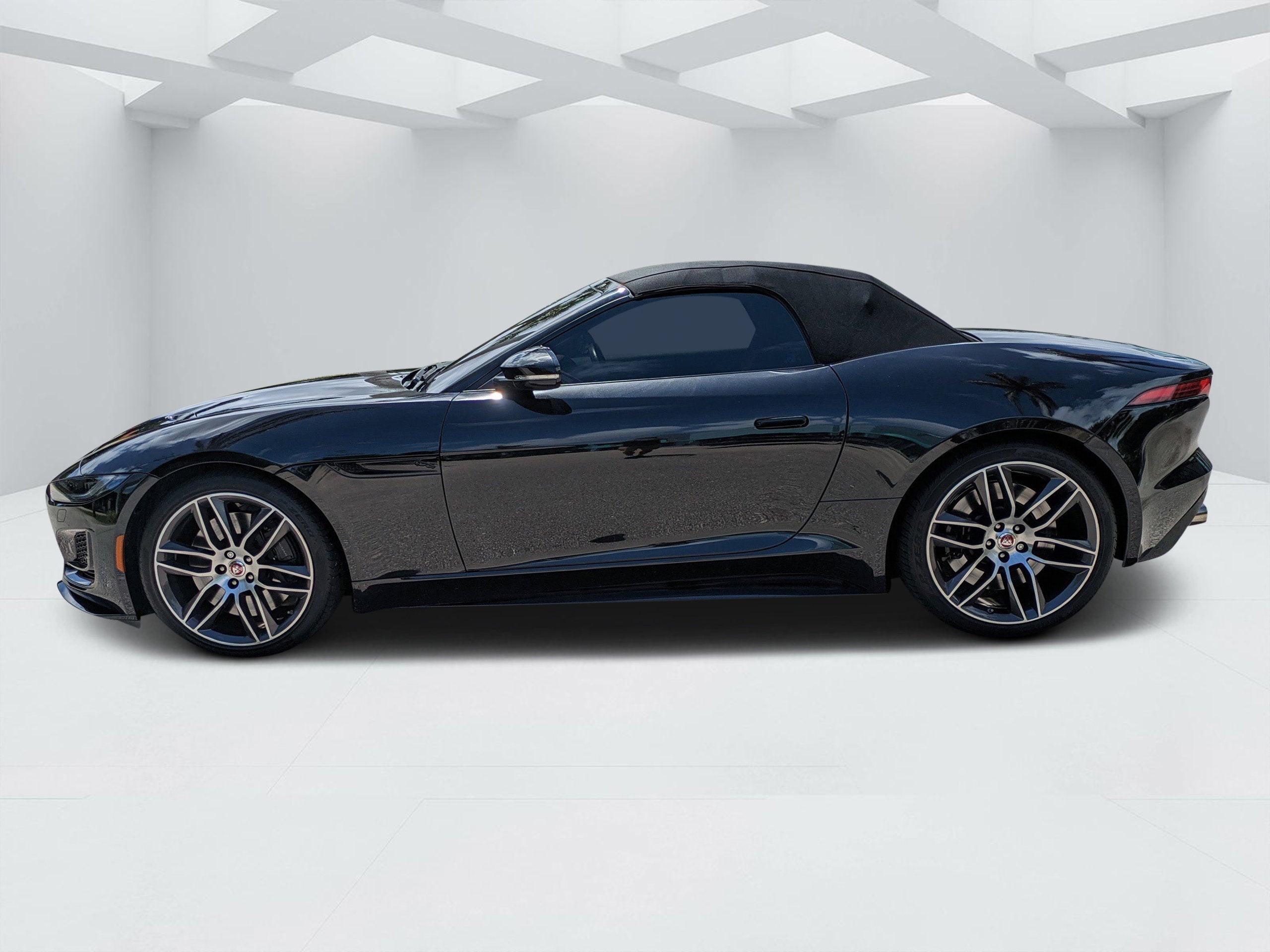 2022 Jaguar F-TYPE P450 R-Dynamic