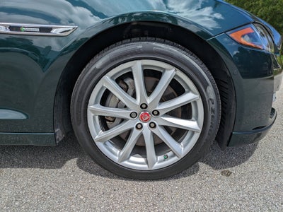 2017 Jaguar XJ XJ R-Sport