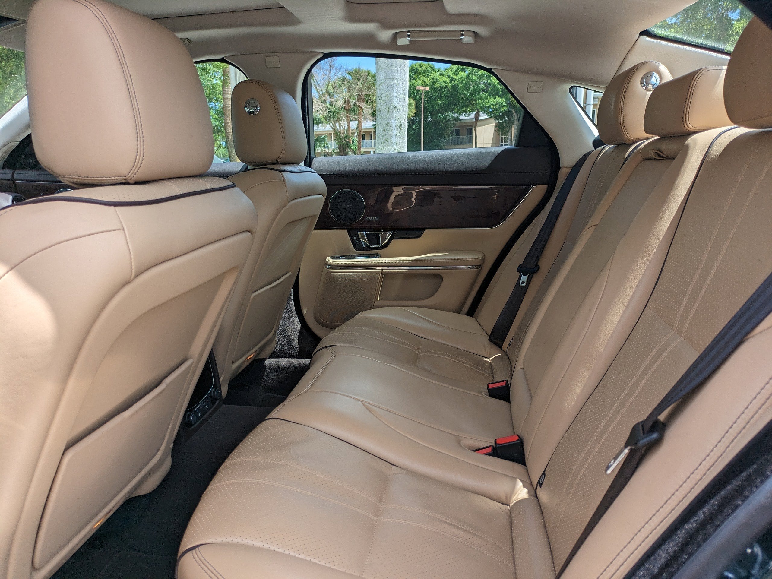 2017 Jaguar XJ XJ R-Sport