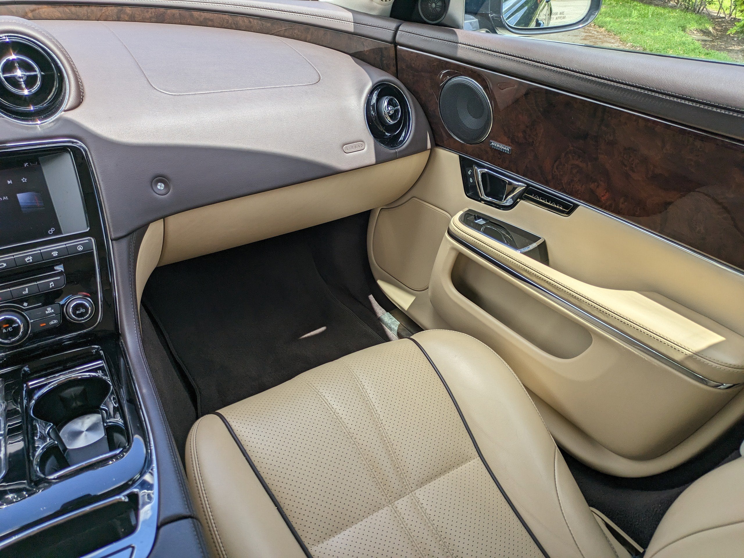 2017 Jaguar XJ XJ R-Sport