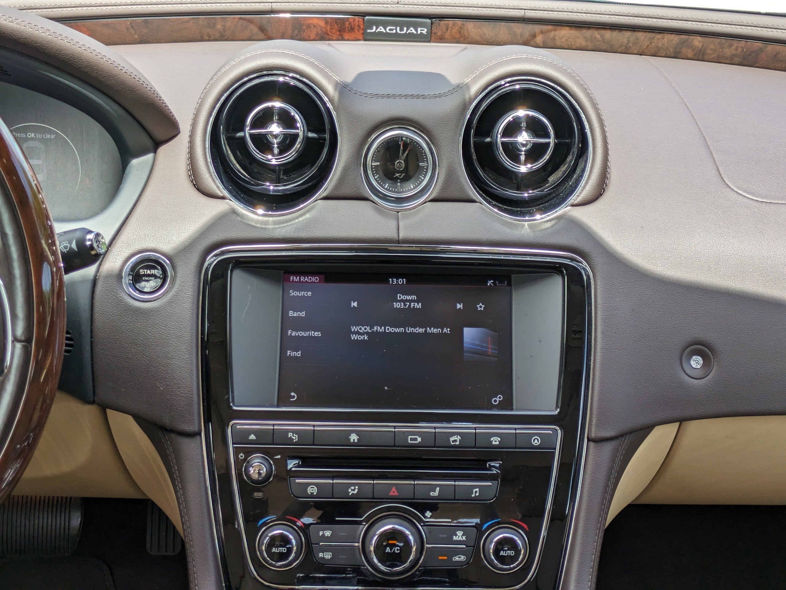2017 Jaguar XJ XJ R-Sport