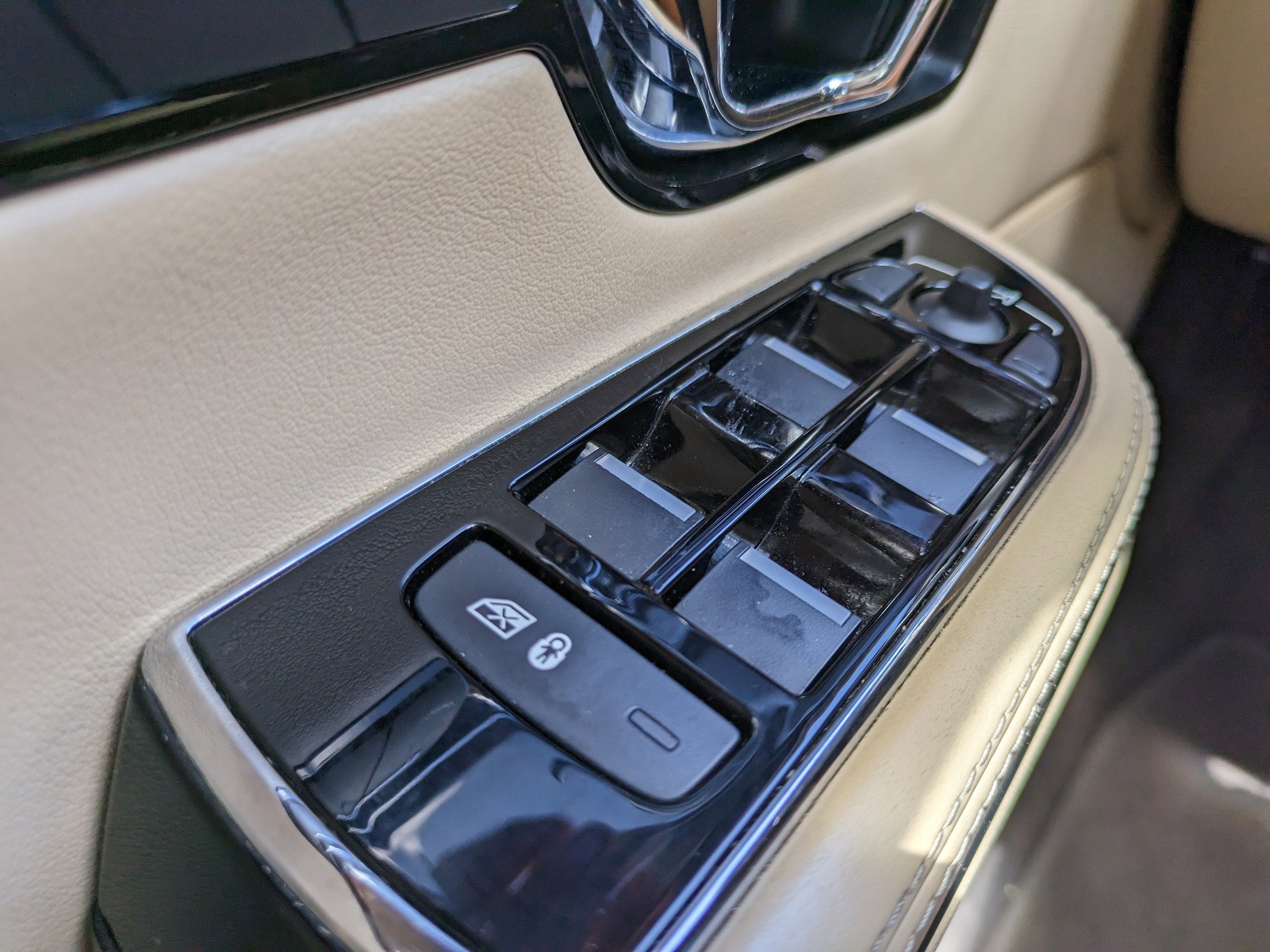 2017 Jaguar XJ XJ R-Sport