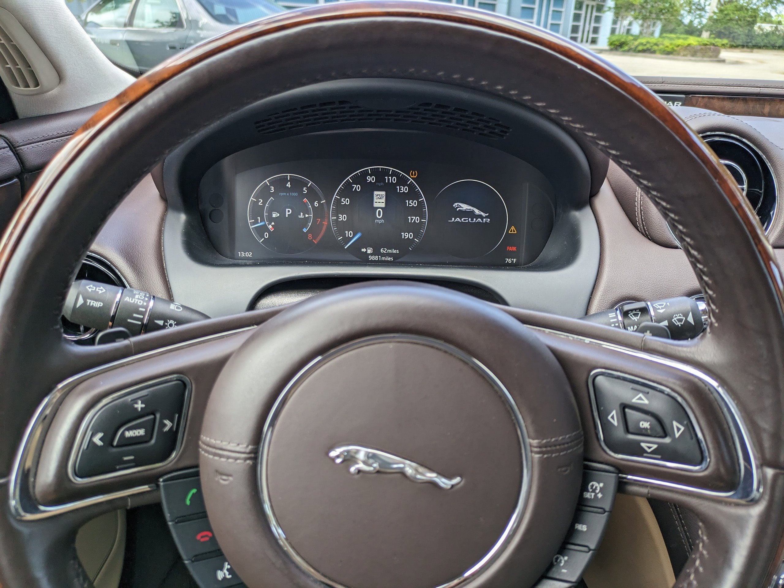 2017 Jaguar XJ XJ R-Sport