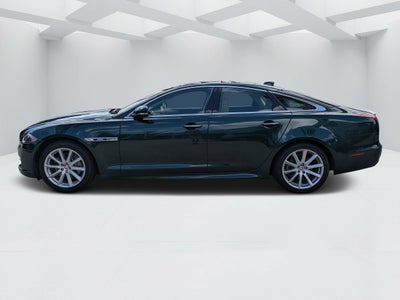 2017 Jaguar XJ XJ R-Sport