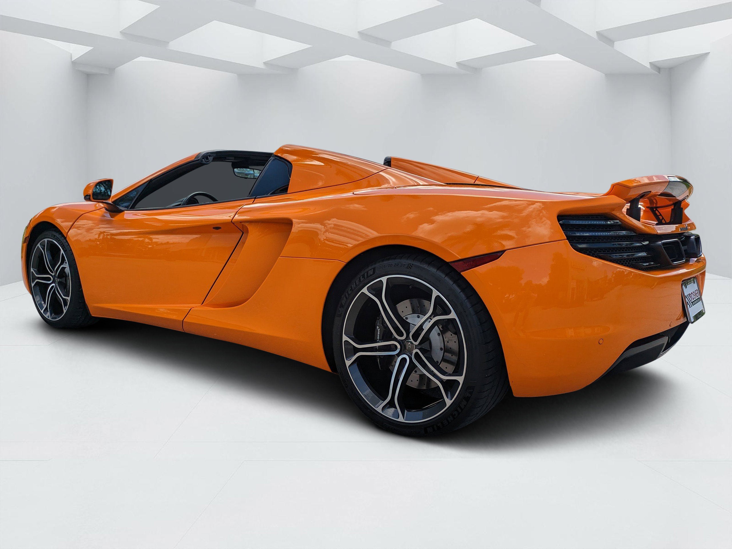 2014 McLaren MP4-12C Base