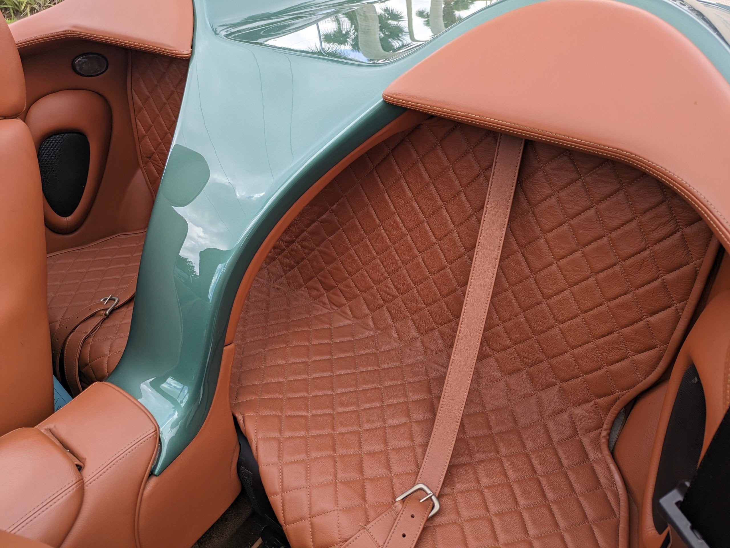 2003 Aston Martin Vantage AR 1