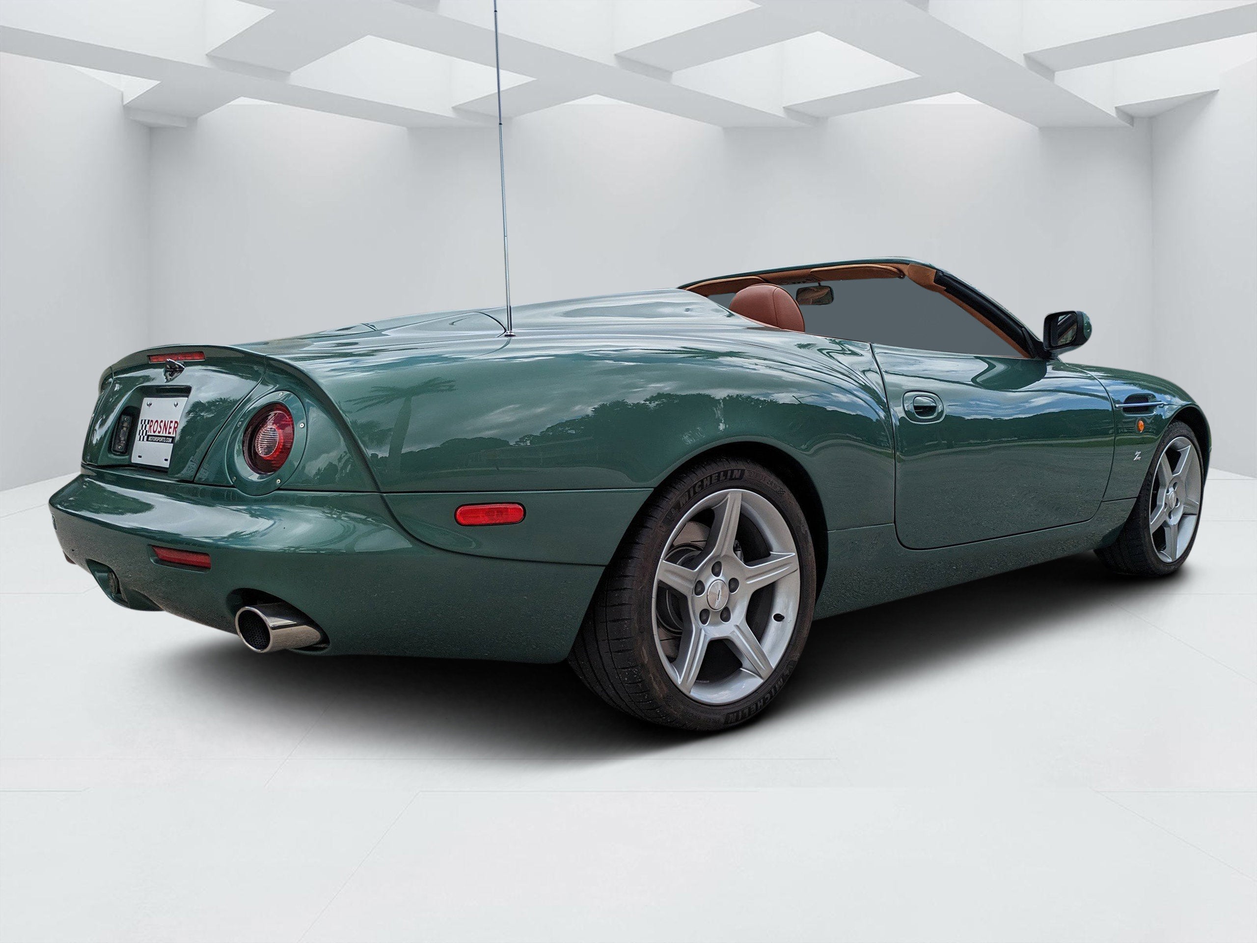 2003 Aston Martin Vantage AR 1