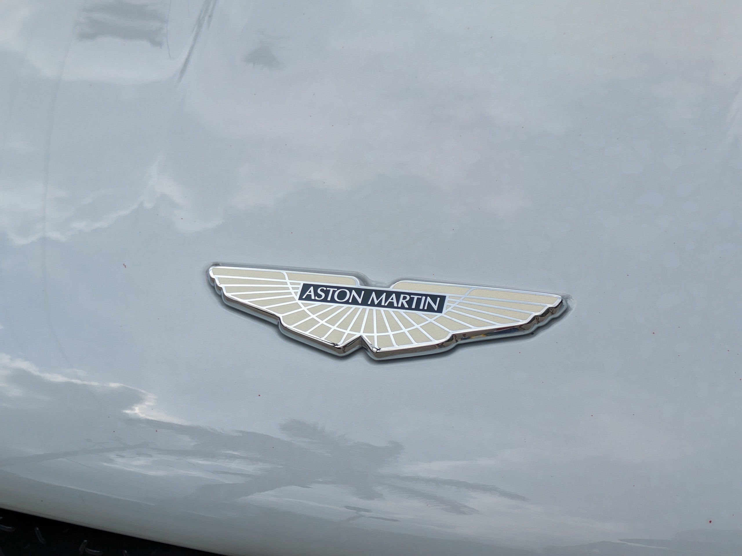 2020 Aston Martin DBS Superleggera