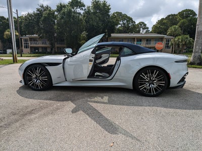 2020 Aston Martin DBS Superleggera