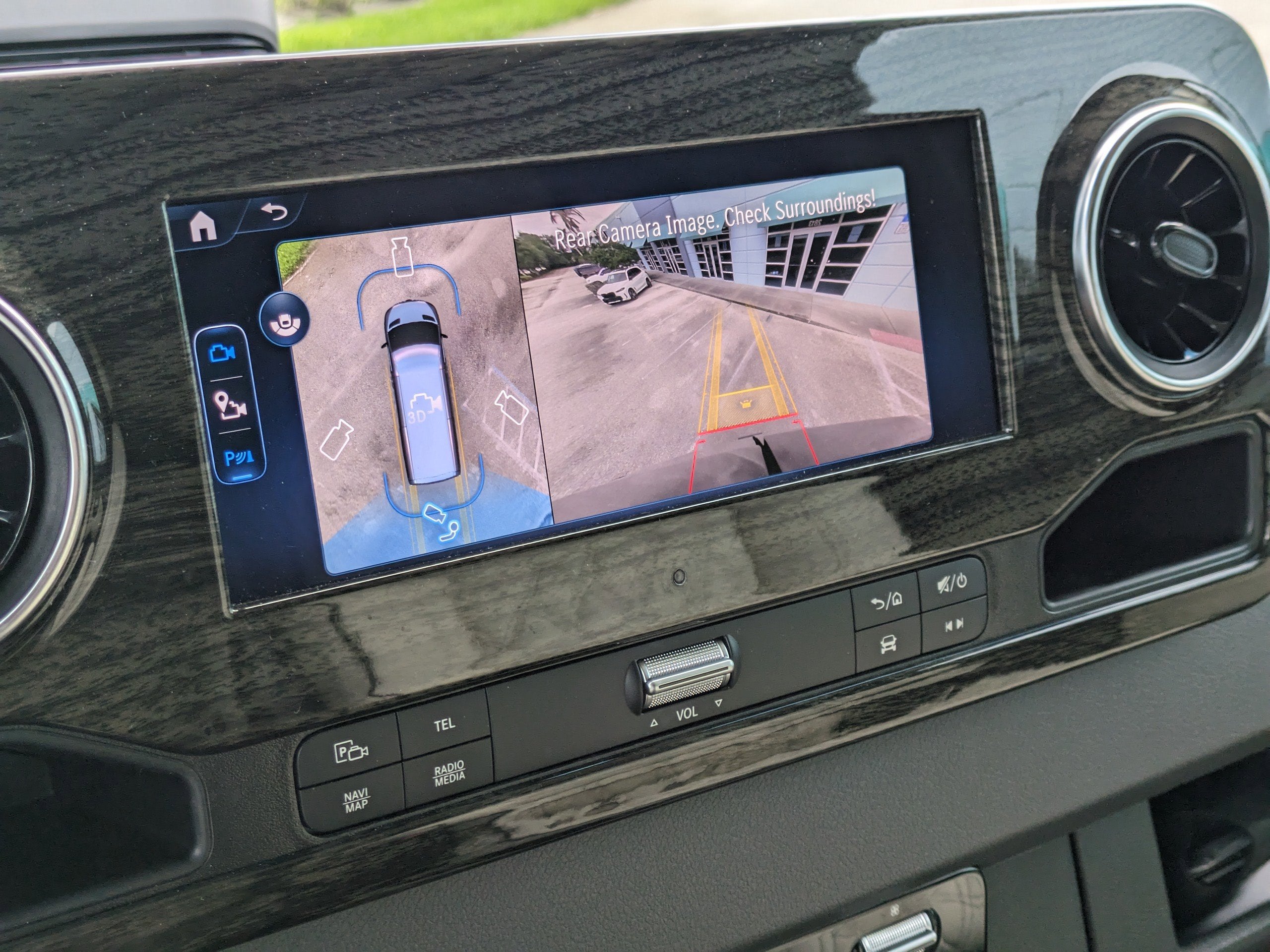 2025 Mercedes-Benz Sprinter Cargo Van Cargo 144 WB