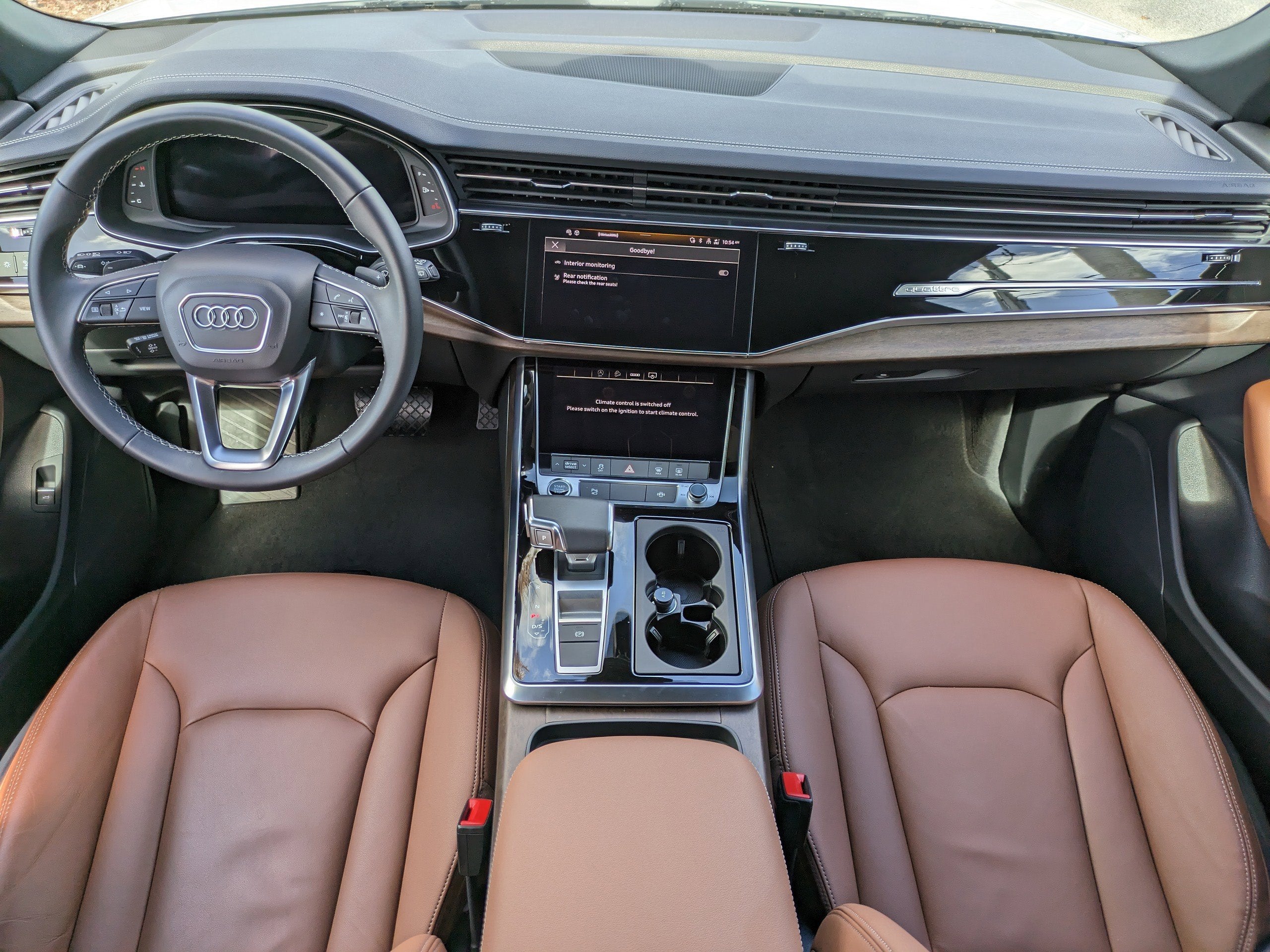 2025 Audi Q8 Premium