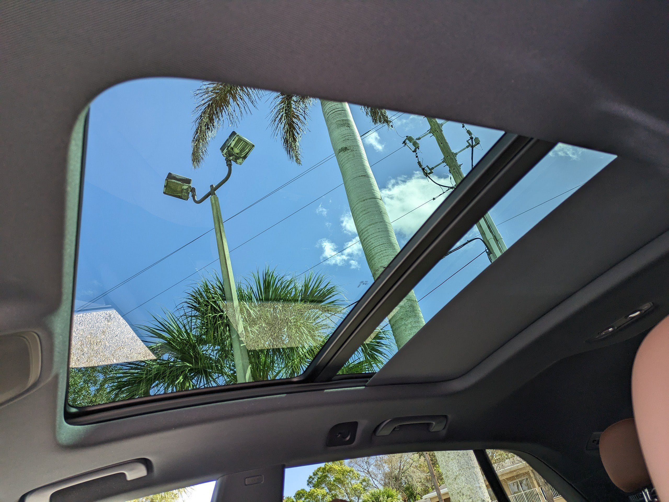 2025 Audi Q8 Premium