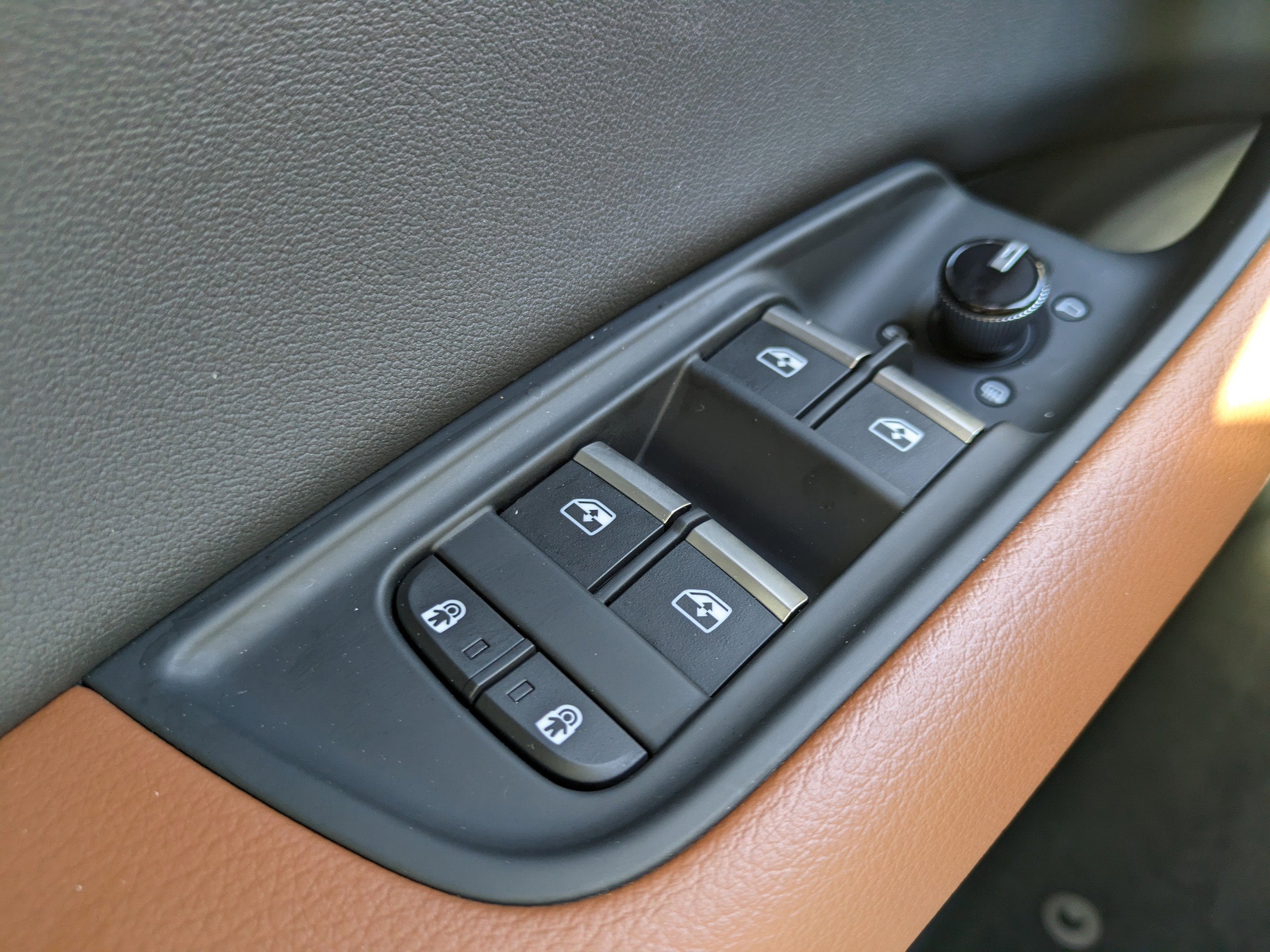 2025 Audi Q8 Premium