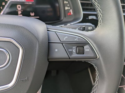 2025 Audi Q8 Premium