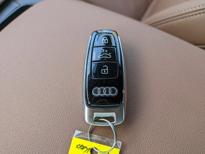 2025 Audi Q8 Premium