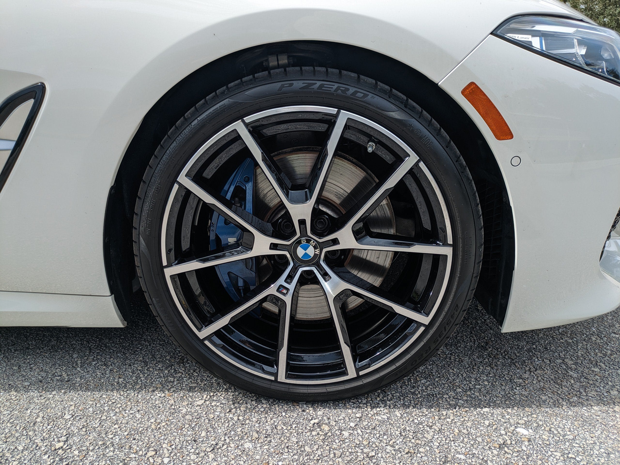 2022 BMW 8 Series 840i