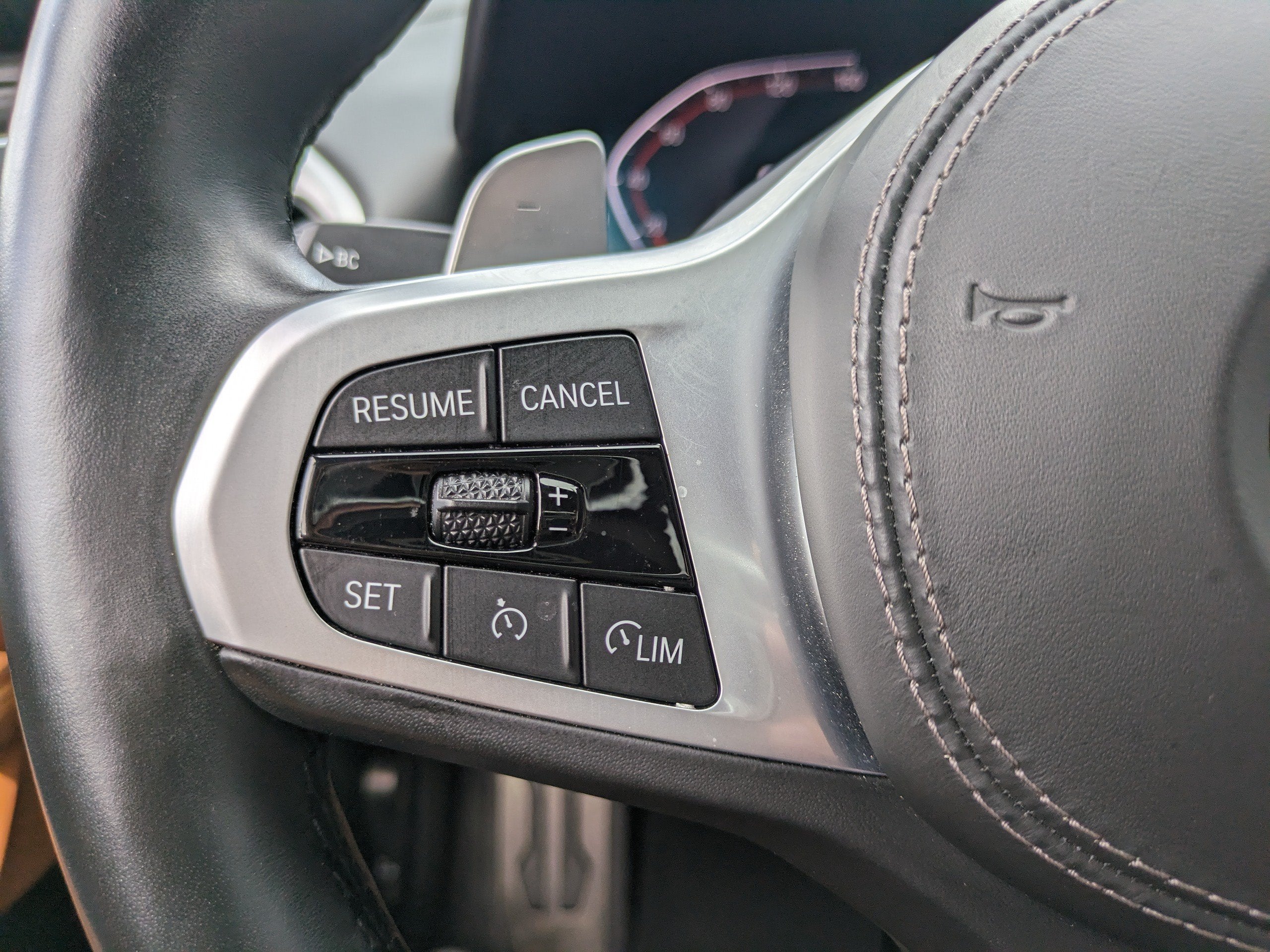 2022 BMW 8 Series 840i
