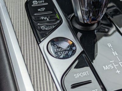 2022 BMW 8 Series 840i