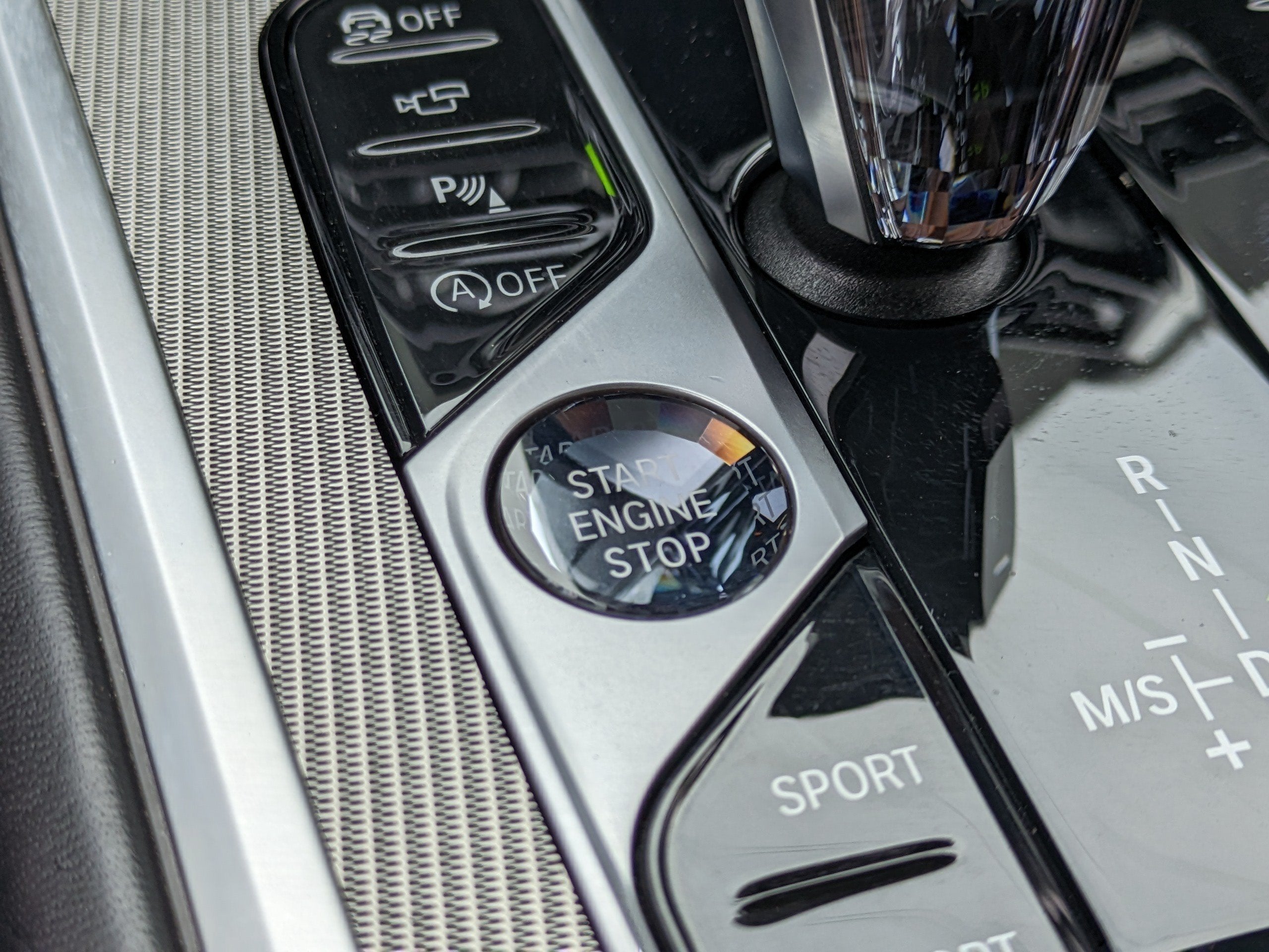 2022 BMW 8 Series 840i