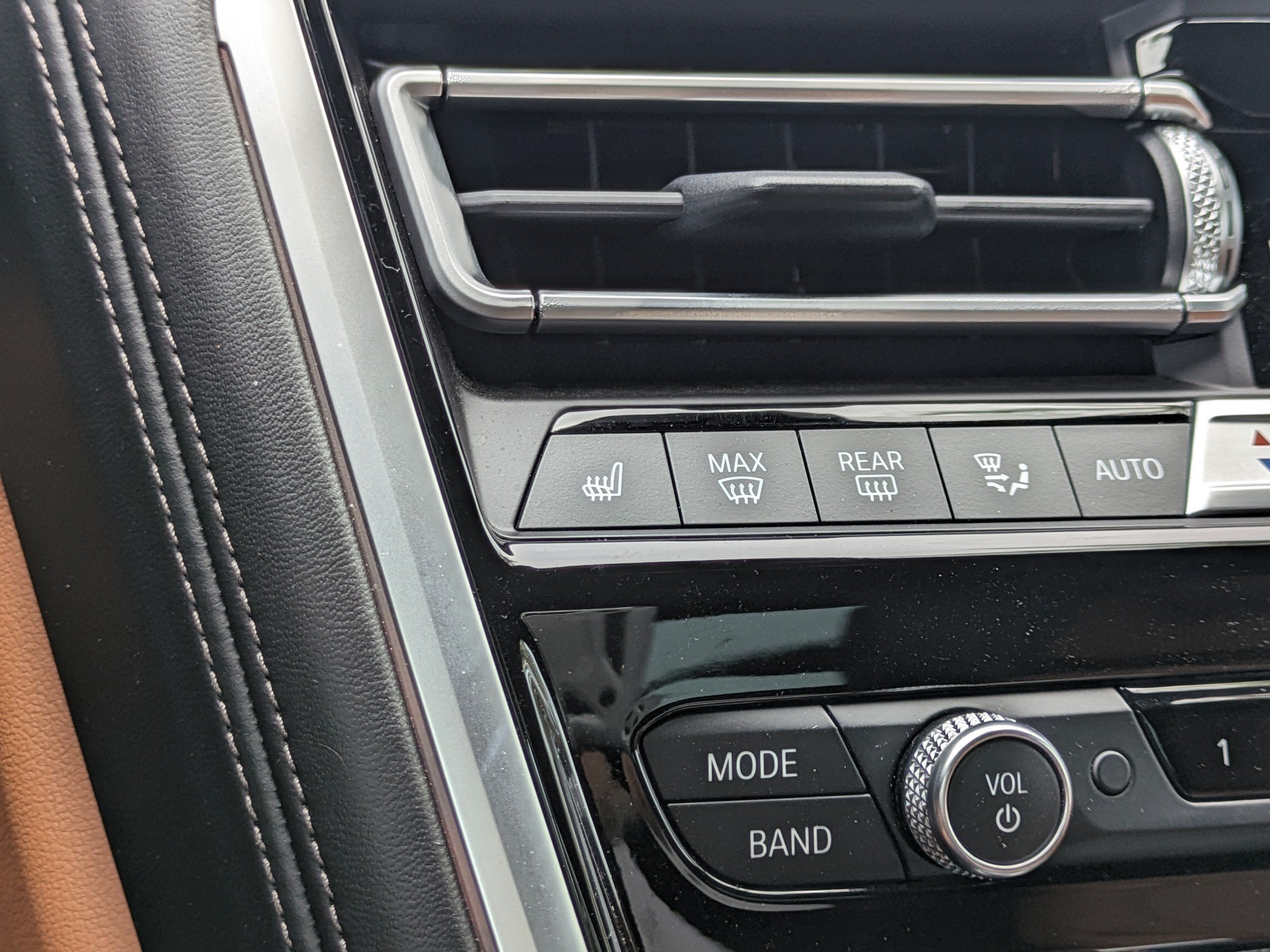 2022 BMW 8 Series 840i