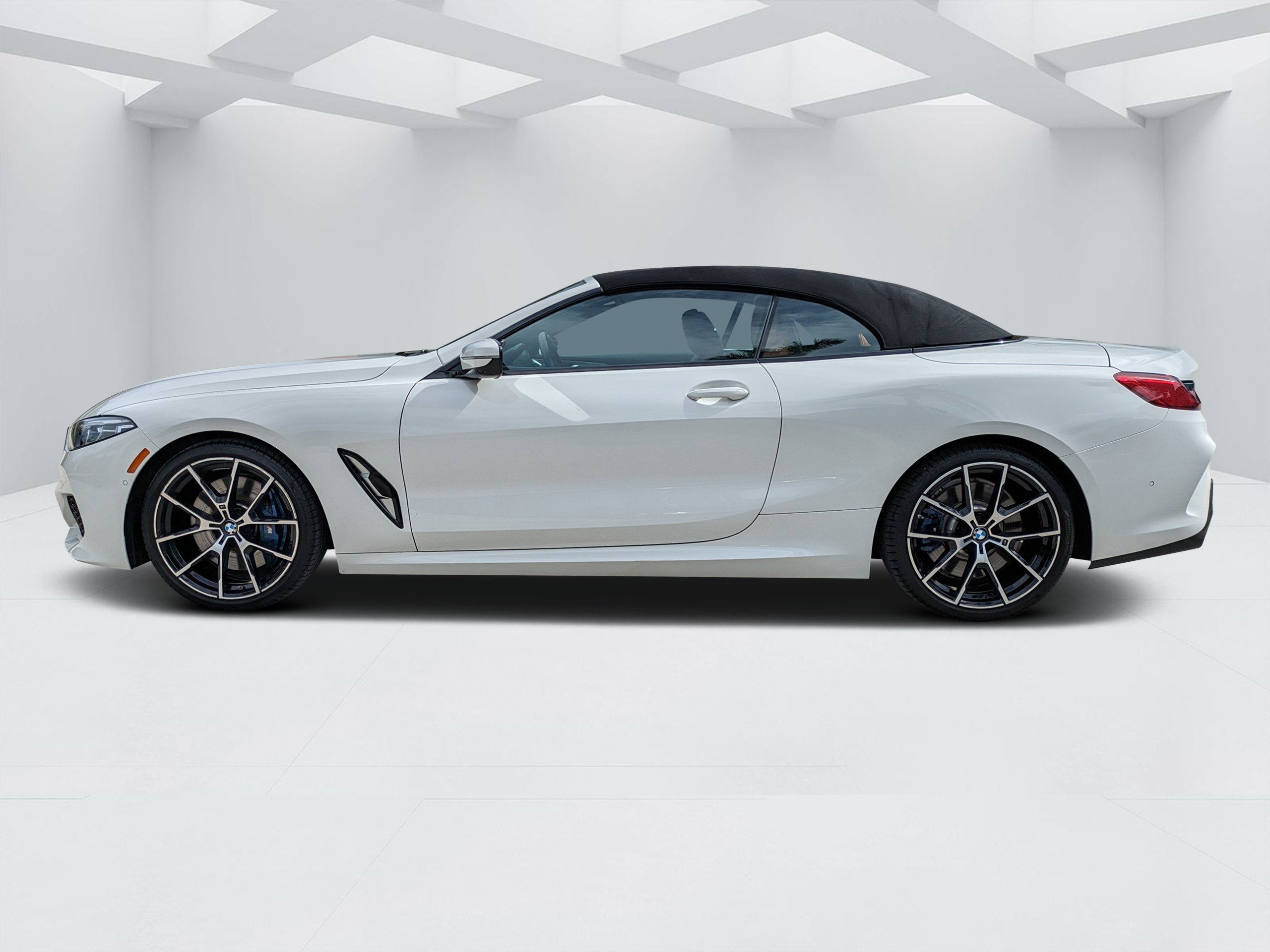 2022 BMW 8 Series 840i