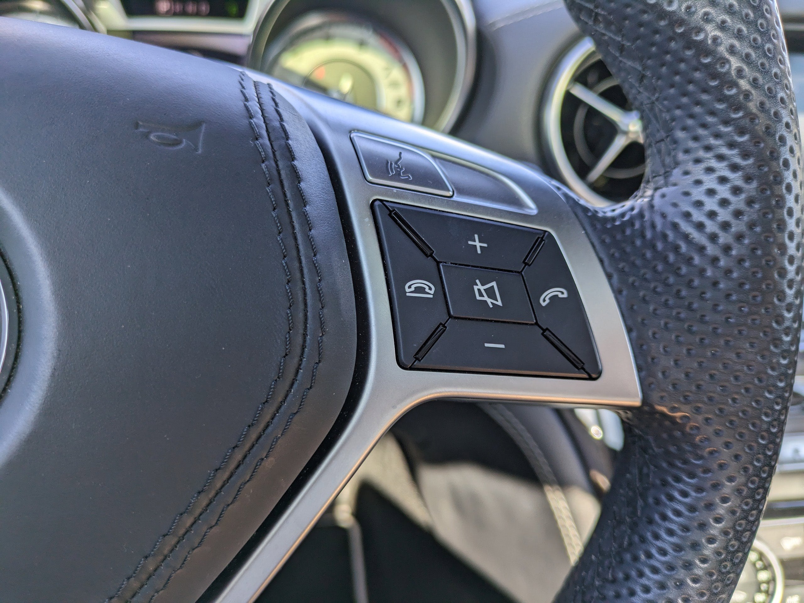 2015 Mercedes-Benz SL-Class SL 550