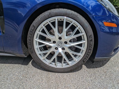 2020 Porsche Panamera 4