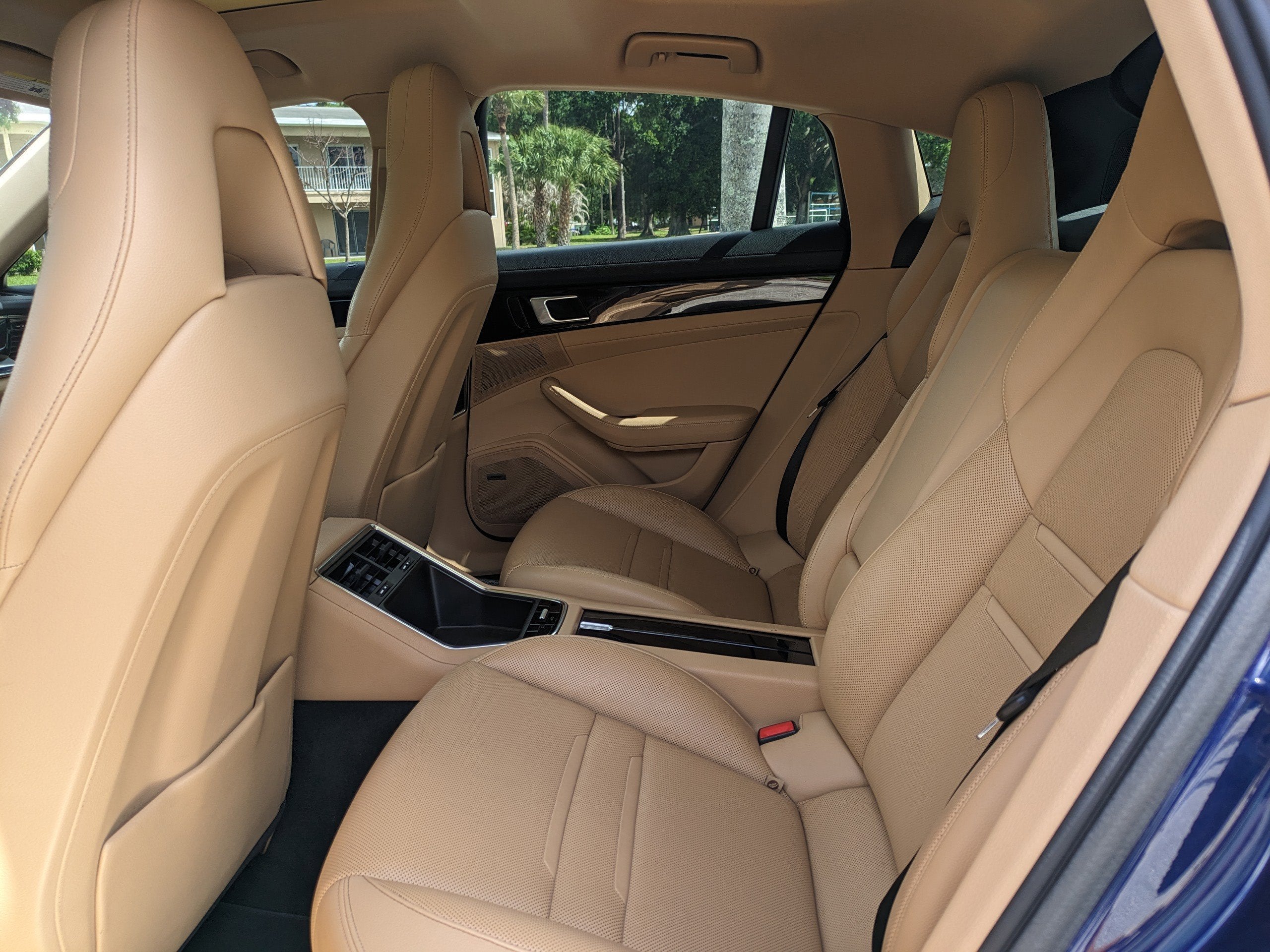 2020 Porsche Panamera 4