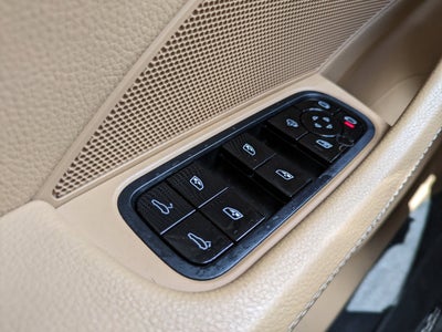 2020 Porsche Panamera 4