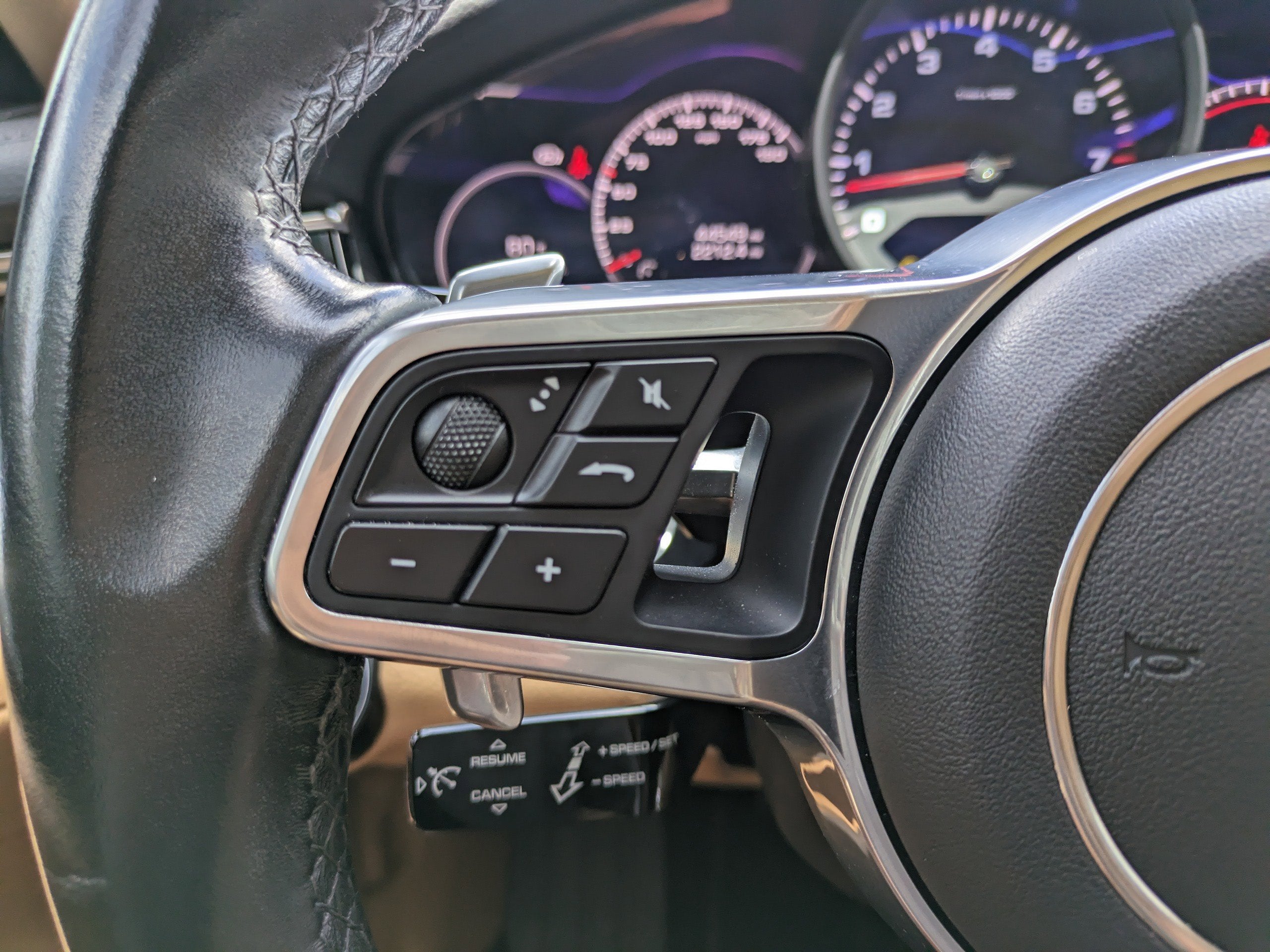 2020 Porsche Panamera 4