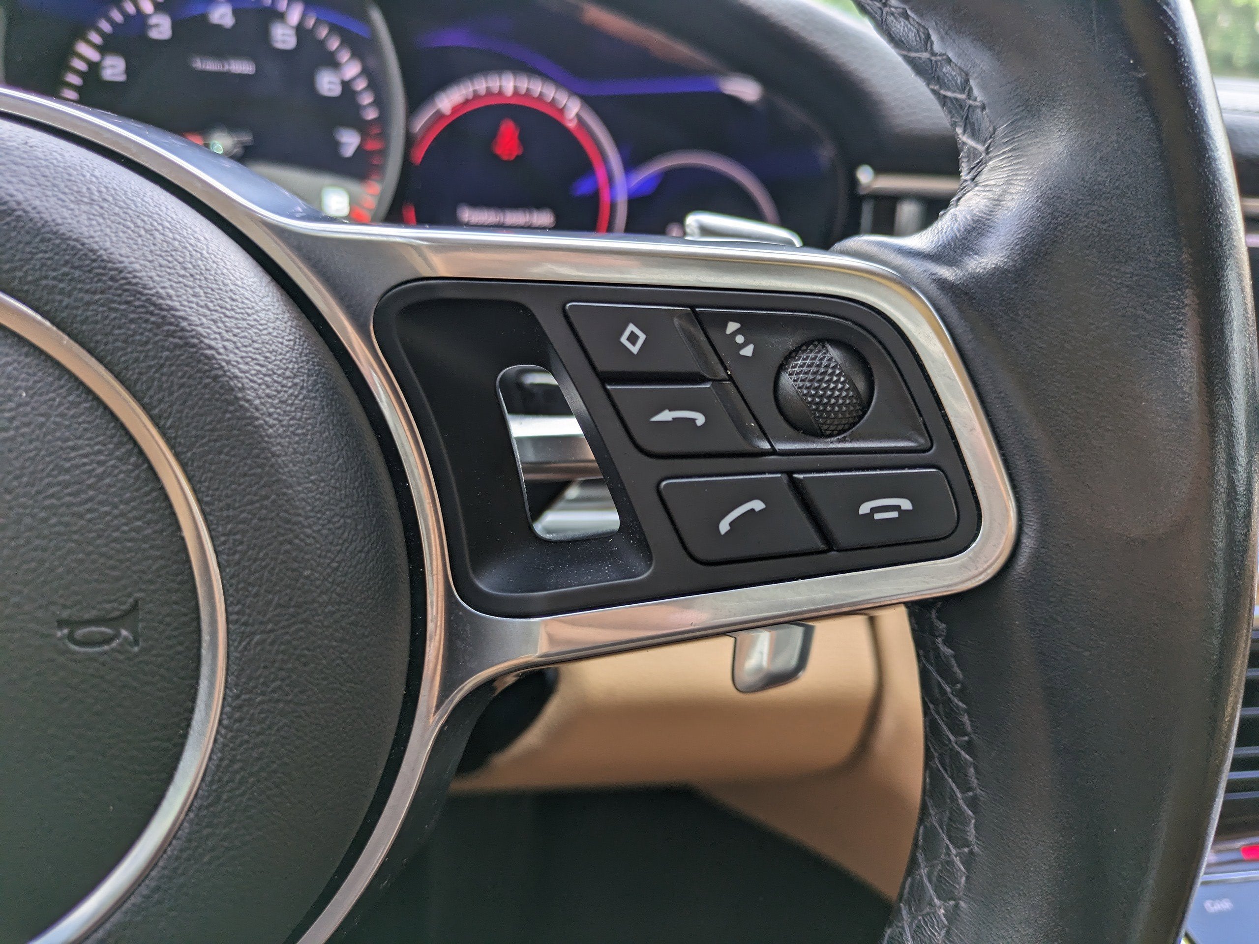 2020 Porsche Panamera 4