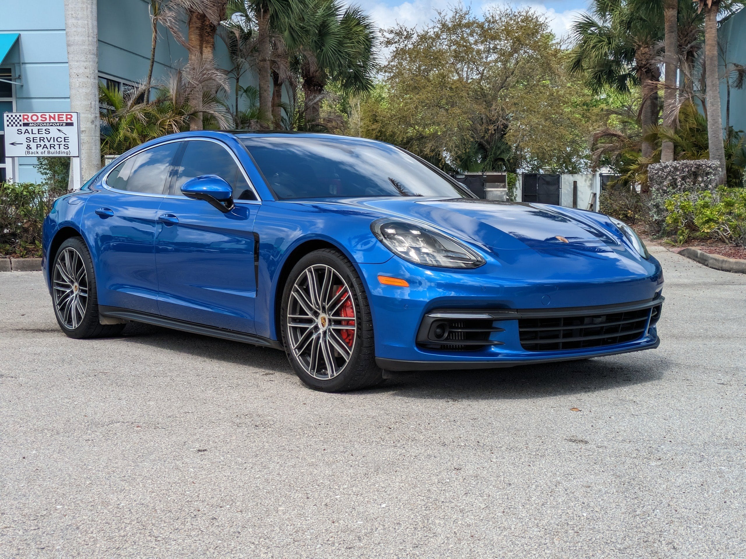 2017 Porsche Panamera 4S
