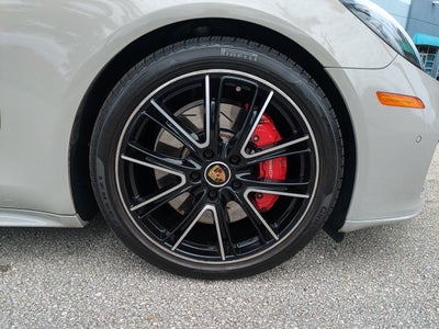 2022 Porsche Panamera GTS